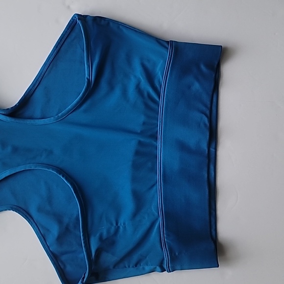 Sports Bra Gymshark Enhanced Cutout shoulders Blue SZ M - Picture 4 of 11